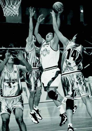 瑞天空：水晶宫已经向拜仁报价博埃，球员表态愿意去英超（瑞天空称：水晶宫已就博埃向拜仁报价，球员愿意赴英超）