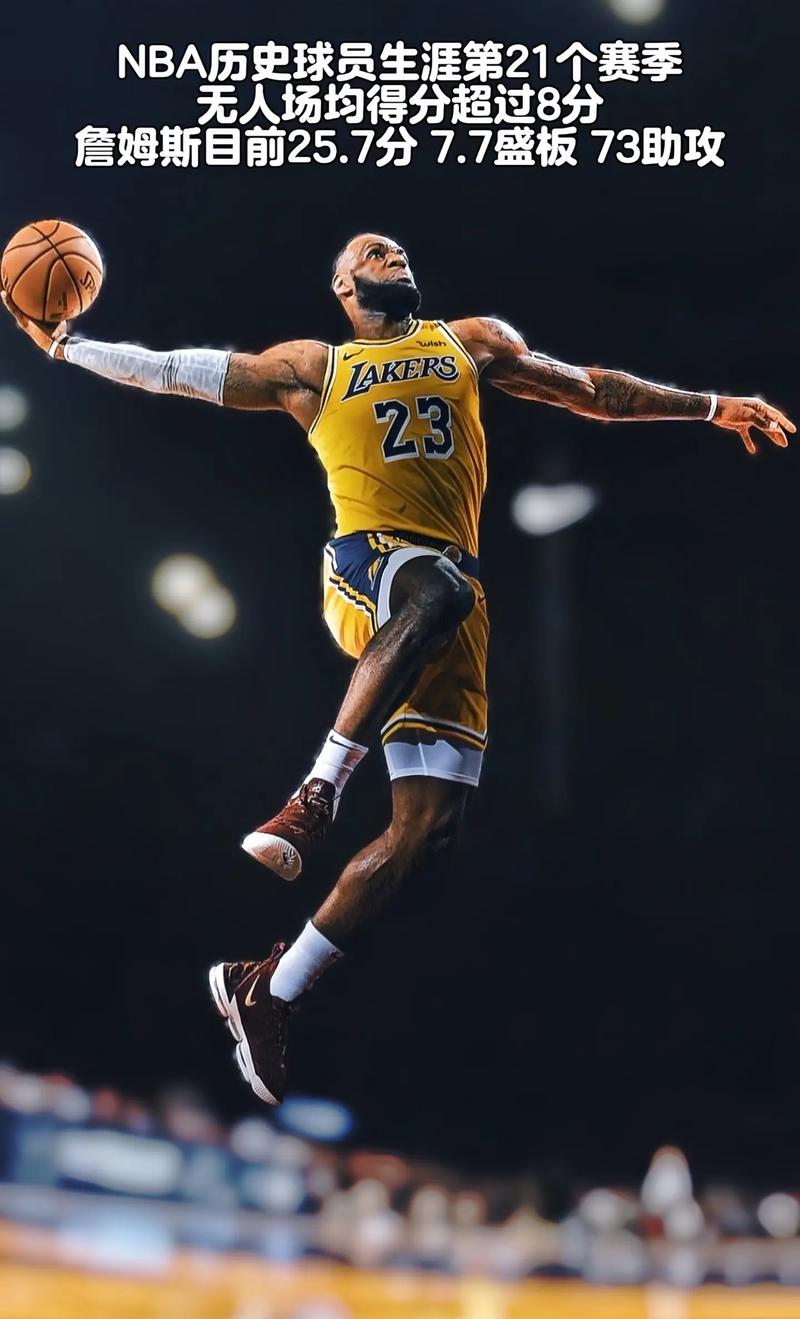 巴萨重返诺坎普进行公开训练，卡萨多：我梦想着在这里踢球（巴萨回归诺坎普开放训练，卡萨多：在这里踢球是我的梦想）